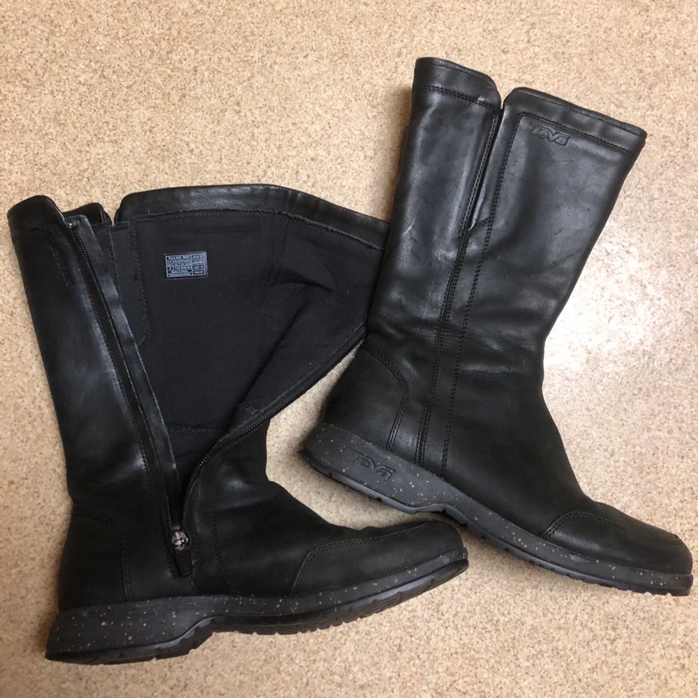 Teva waterproof leather boots
